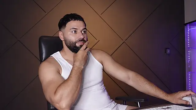 mattmasterss online show from June 19, 2026, 8:03 pm