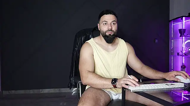 mattmasterss online show from April 23, 2026, 6:53 pm