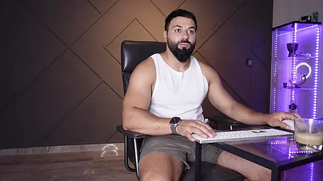 mattmasterss online show from June 10, 2026, 9:38 pm