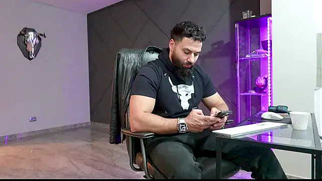 mattmasterss online show from March 13, 2025, 9:16 pm