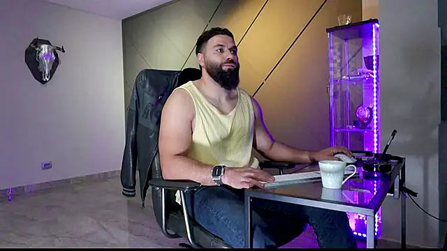 mattmasterss online show from March 10, 2025, 4:03 pm