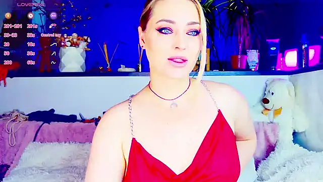  JuliaSpace  online show from May 22, 2026, 5:44 pm