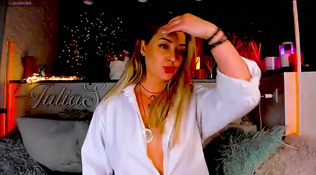  JuliaSpace  online show from March 15, 2025, 7:59 pm