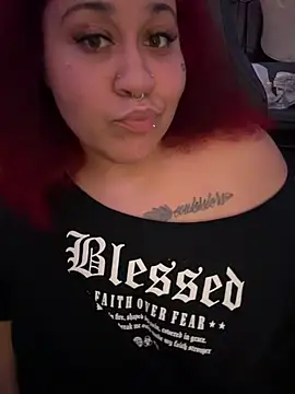 Juicyjordie online show from August 4, 2026, 3:11 am