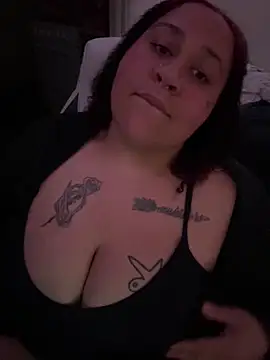 Juicyjordie online show from June 4, 2026, 4:50 am
