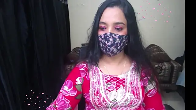 Arushisingh8888 online show from June 17, 2026, 2:05 pm