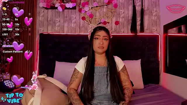 Neko Misaki online show from March 23, 2026, 11:32 am