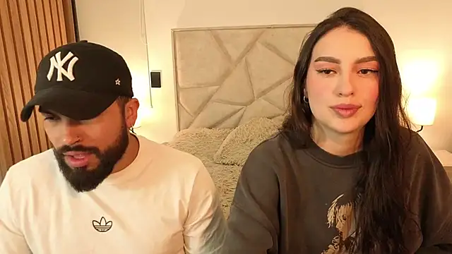 teseo and afroditha  online show from December 23, 2025, 3:28 am