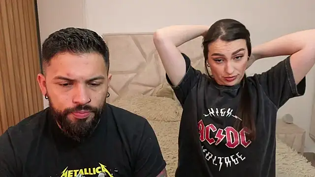 teseo and afroditha  online show from September 24, 2025, 3:02 am