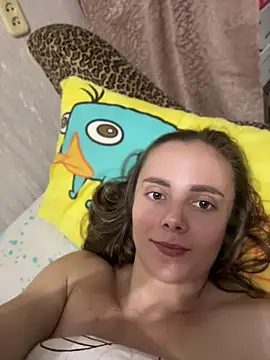 AlisaKissss online show from July 4, 2026, 8:02 pm