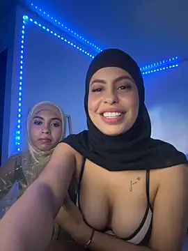 JannaNader12 online show from November 22, 2025, 11:36 pm