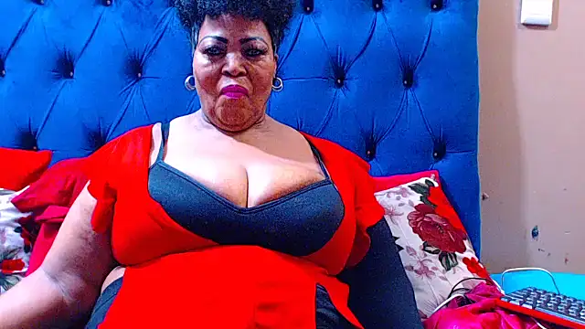 ebonycandy10 online show from December 4, 2025, 5:06 am