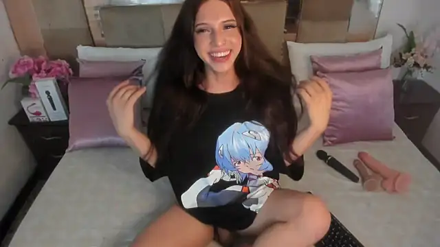 LizBrook online show from June 4, 2026, 7:40 pm