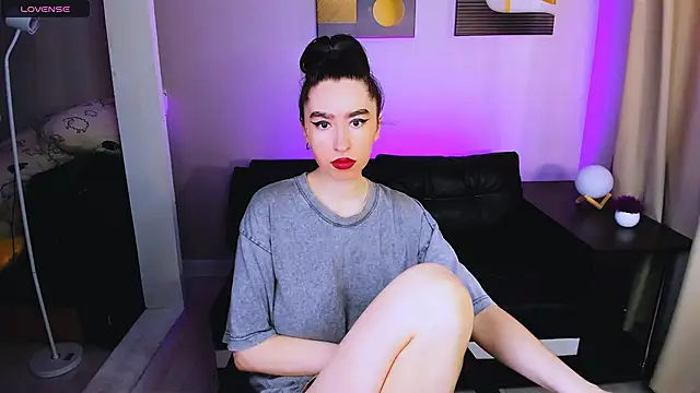 Snapshot of Lily_xBabe chatting on June 11, 2026, 3:31 pm Lily xBabe online show from June 11, 2026, 3:31 pm
