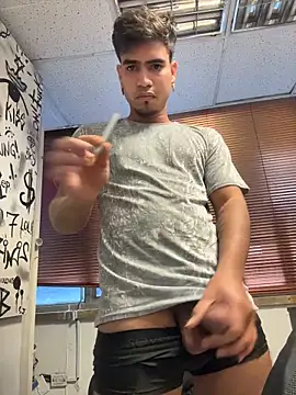 jaden 98  online show from November 17, 2025, 10:36 pm