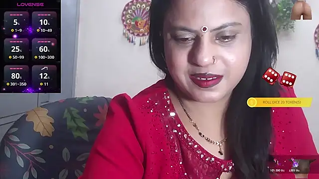 Sexy komolika online show from November 3, 2025, 2:53 pm