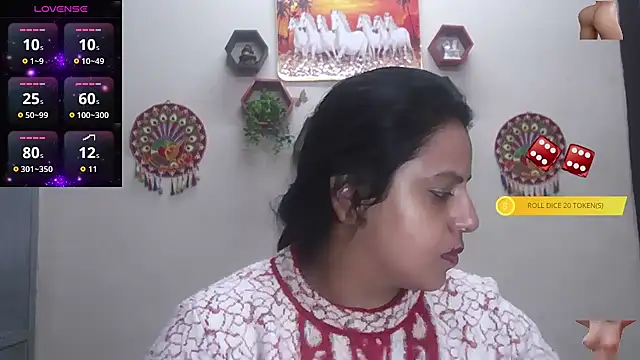 Sexy komolika online show from November 11, 2025, 2:34 pm