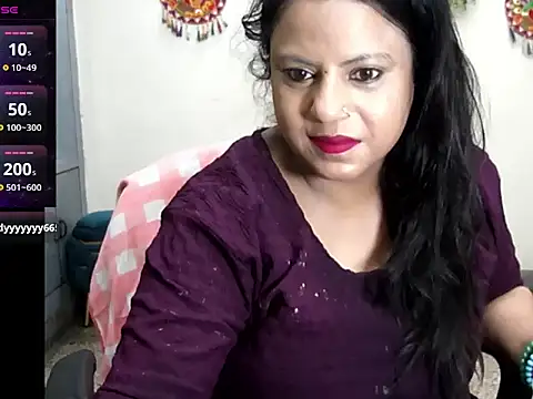 Snapshot of Sexy_komolika chatting on July 4, 2026, 1:34 am Sexy komolika online show from July 4, 2026, 1:34 am