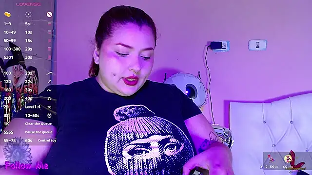 HECATE 23 online show from October 22, 2025, 1:21 pm