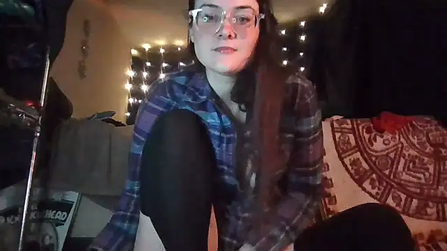 EyaDivine1 online show from January 12, 2025, 9:19 pm