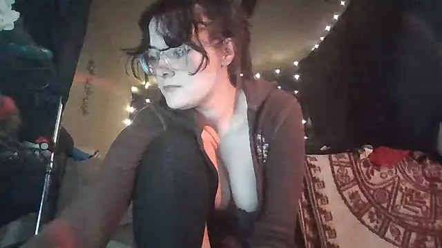 EyaDivine1 online show from January 19, 2025, 9:45 pm