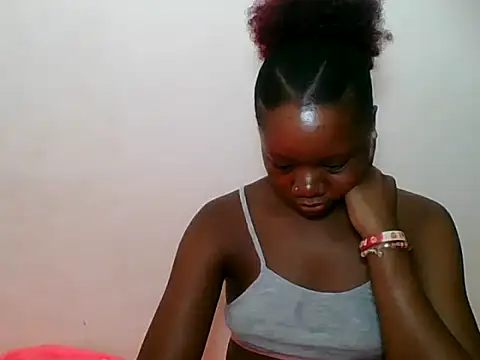 HotJeylee online show from May 1, 2026, 1:49 pm