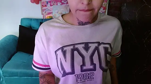 kronikafuckass online show from September 19, 2025, 1:26 pm