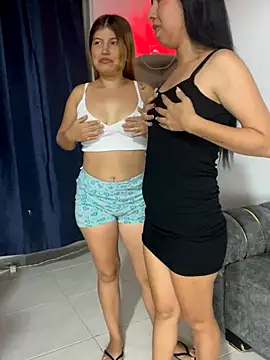 royalgirls x online show from September 27, 2025, 1:23 am