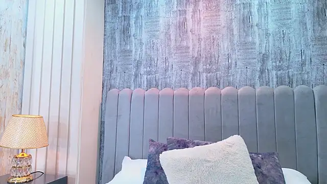 Snapshot of ThaniaJones chatting on July 28, 2026, 12:12 pm ThaniaJones online show from July 28, 2026, 12:12 pm