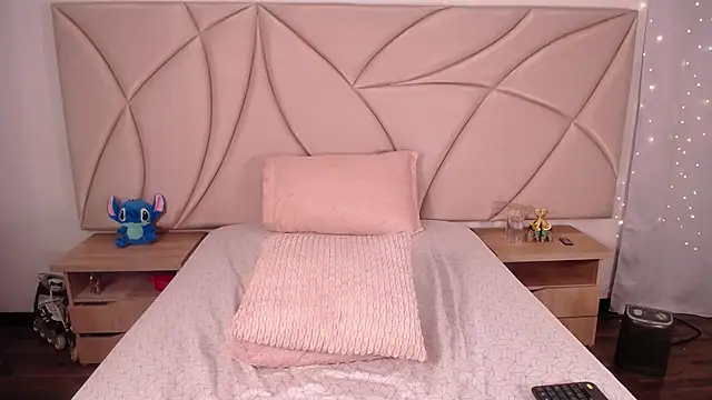 ValleryC online show from October 9, 2025, 12:11 am