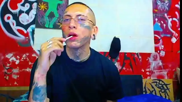 Snapshot of deivid_estrada chatting on March 13, 2026, 6:02 pm deivid estrada online show from March 13, 2026, 6:02 pm