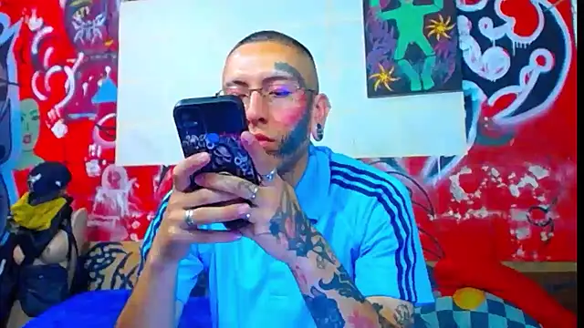 Snapshot of deivid_estrada chatting on February 11, 2026, 4:51 pm deivid estrada online show from February 11, 2026, 4:51 pm