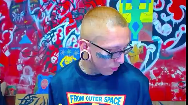 deivid estrada online show from October 9, 2025, 4:07 pm