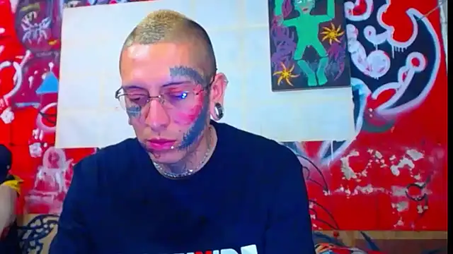 Snapshot of deivid_estrada chatting on February 6, 2026, 4:36 pm deivid estrada online show from February 6, 2026, 4:36 pm