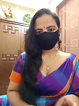 Payel-Sen online show from December 2, 2025, 6:42 pm