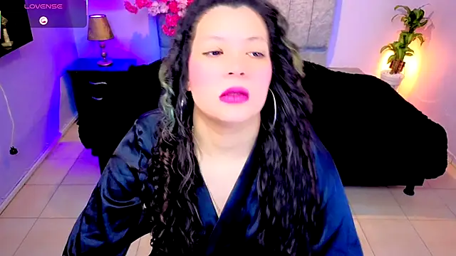 Lana stone  online show from September 11, 2025, 3:28 am