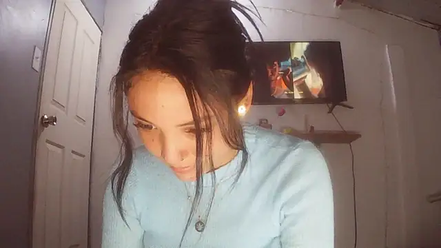 linzeysmith4 online show from February 25, 2026, 4:34 am