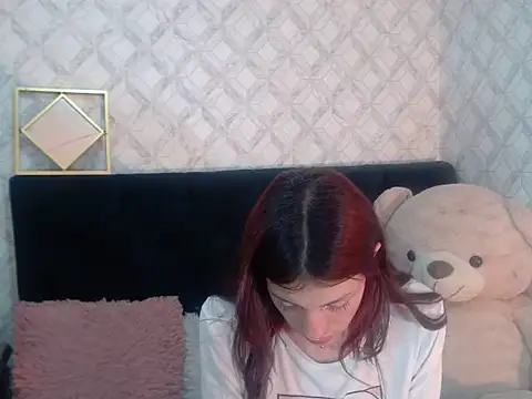 Emma-Wilson online show from September 25, 2025, 5:13 am