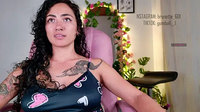 paula brunette online show from March 4, 2026, 3:14 am