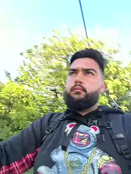 Snapshot of bigdickgio6923 chatting on February 11, 2026, 1:22 pm bigdickgio6923 online show from February 11, 2026, 1:22 pm