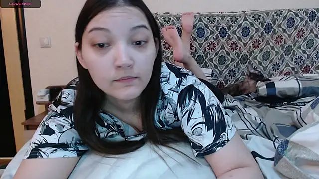 AlisaDevis online show from February 15, 2025, 2:11 pm