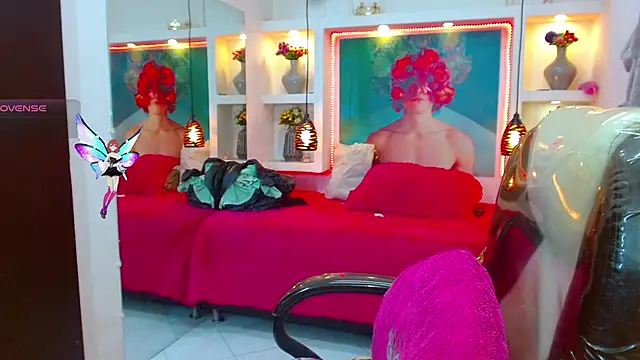 lorenapinto online show from November 12, 2025, 11:19 pm