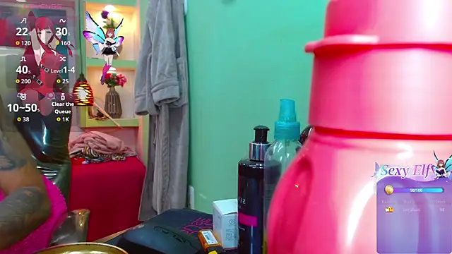 lorenapinto online show from January 5, 2026, 8:23 pm