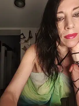 freyamoret online show from June 27, 2026, 3:23 am