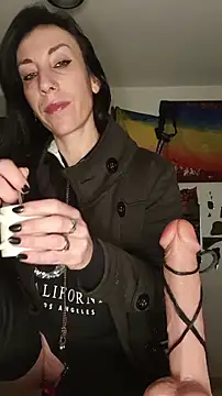 freyamoret online show from February 27, 2026, 3:51 am