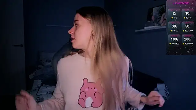 candy maggie online show from September 26, 2025, 6:26 pm