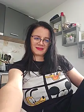 Snapshot of KristenVega chatting on March 5, 2026, 12:46 pm KristenVega online show from March 5, 2026, 12:46 pm