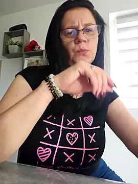 KristenVega online show from September 12, 2025, 10:37 am