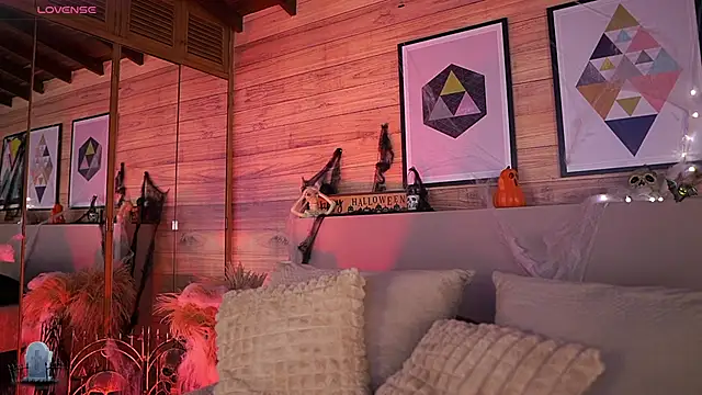 AmmyScott online show from October 29, 2025, 10:52 pm