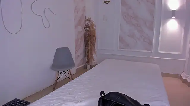 NastassjaCandy online show from October 27, 2025, 6:42 pm